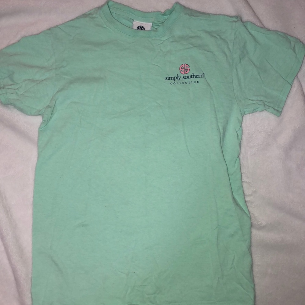 simply southern size small! looks new